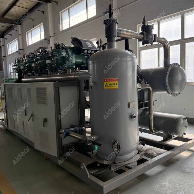 စက်မှုလုပ်ငန်းသုံး ရေအေးပေးထားသော Screw Chiller – Multi-Compressor Parallel System | Aidear